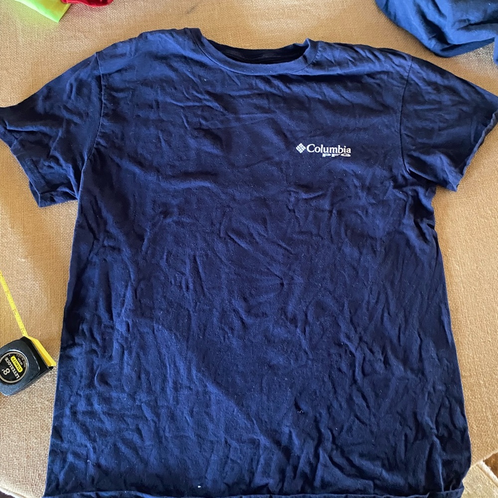 Men’s Small Columbia T-Shirt + Additonal Coast T shirt